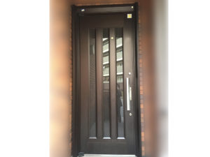 玄関アルミドア施工前